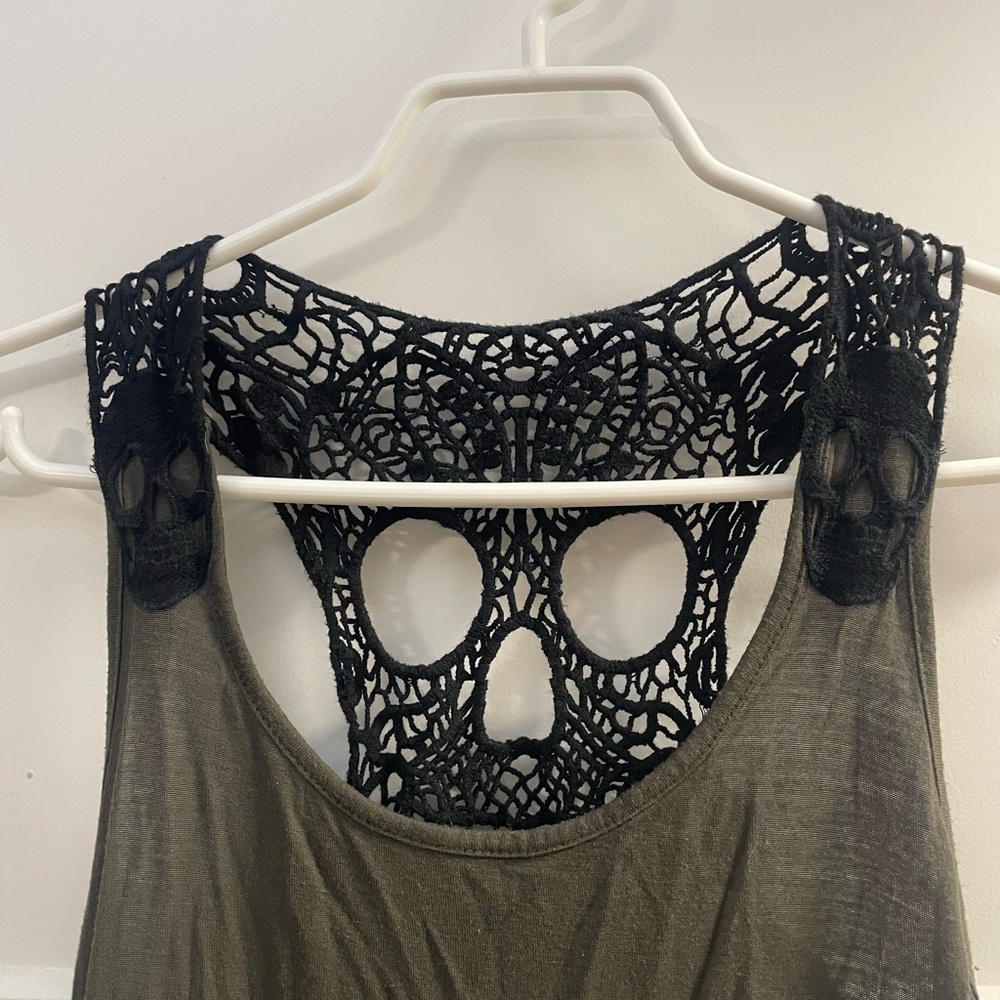 Olive Green Lace Skull Tank - Picture 3 of 7